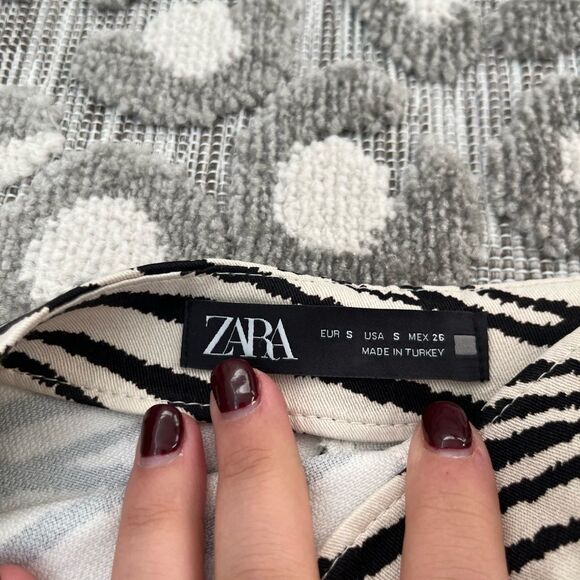 Zara Zebra Print Satin Effect Mini Skort - Picture 5 of 6